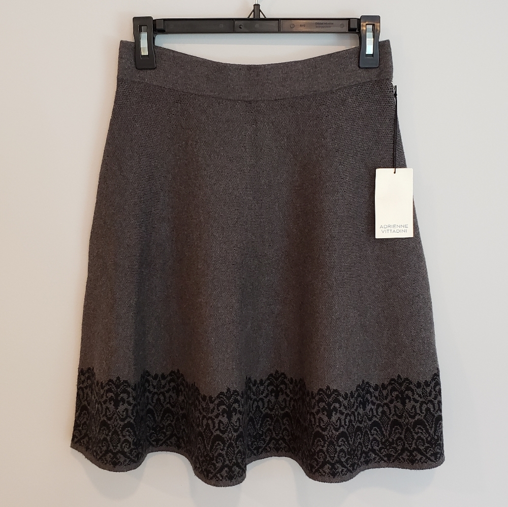 Adrienne Vittadini Gray Sweater Skirt, Sma…